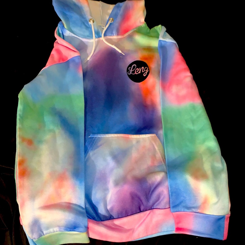 Tie-dye pullover